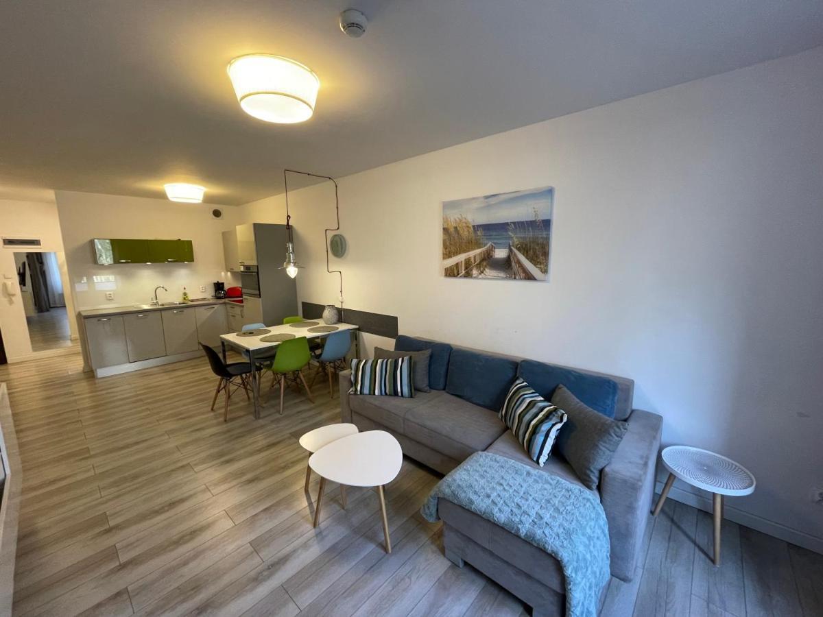 Apartament Polanki Kolobrzeg Z Podgrzewanym Basenem Exterior foto